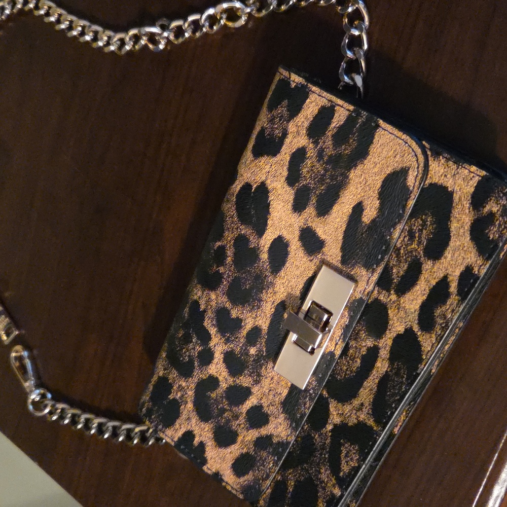 Faux Leather Leopard Print Chain Strap Bag